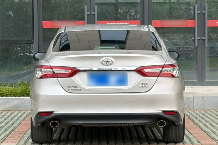 Used Toyota Camry 2018 2.0G Luxury Edition Exterior 1