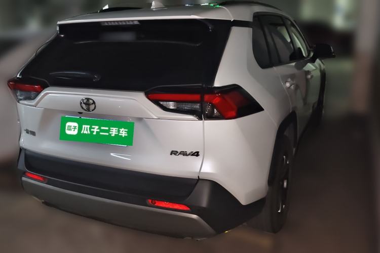 Used Toyota RAV4 2023 2.0L CVT Two-Wheel Drive Fashion Plus Edition Rear Right 45 Deg