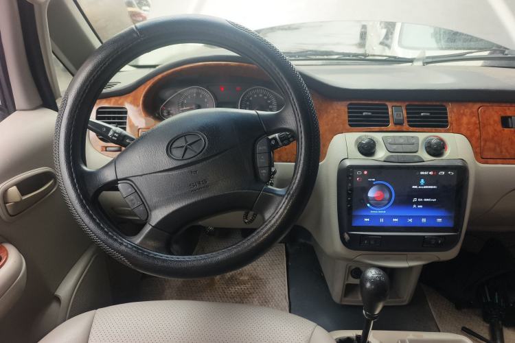 Used JAC Group Refine 2011 2.4L Colorful Journey Gasoline Standard Edition HFC4GA1-C
