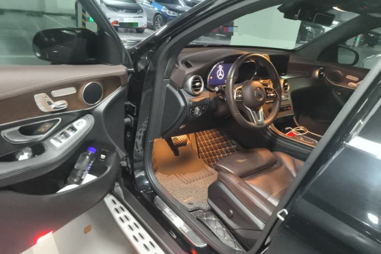 Used Mercedes-Benz GLC 2020 Facelift GLC 300 L 4MATIC Dynamic Edition
