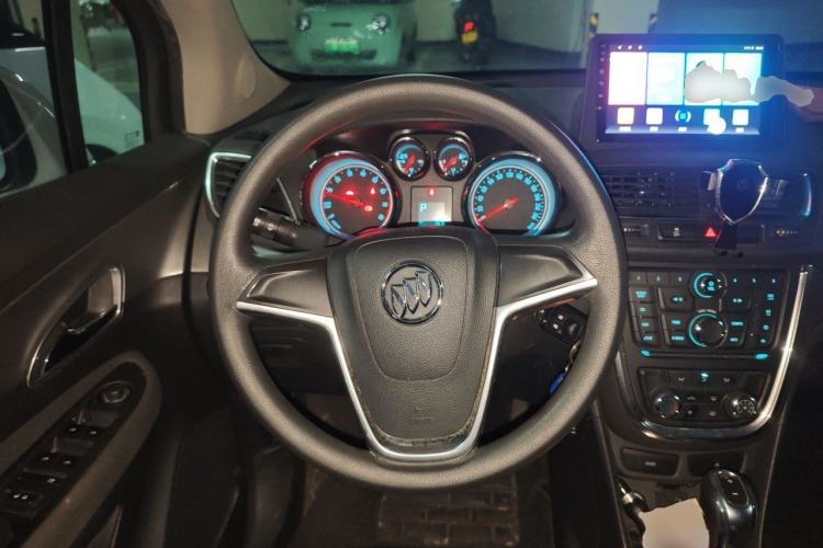 Used Buick Encore 2015 1.4T Automatic Two-Wheel Drive Urban Elite Version