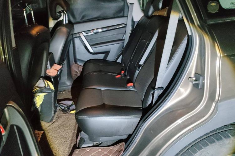 Used Chevrolet Captiva 2017 2.4L Two-Wheel Drive Luxury Edition 7 Seats
