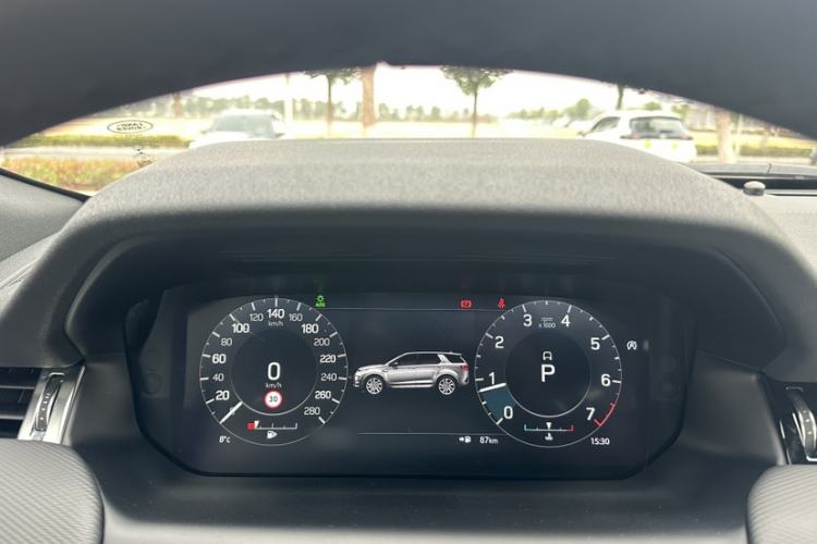 Used Land Rover Discovery Sport 2022 249 PS Metropolitan Edition 5 Seats