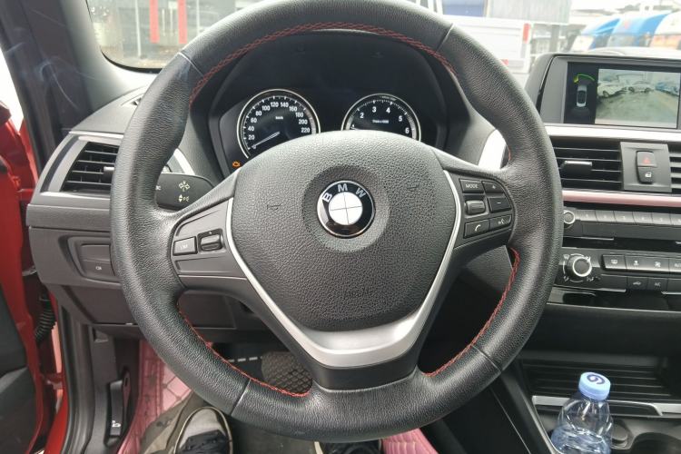 Used BMW 2 Series 2018 220i Convertible Coupe Sports Design Package Steering Wheel