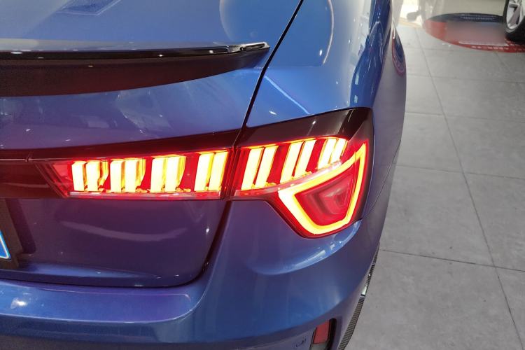 Used Lynk & Co 03 2018 1.5TD DCT Sport Edition China V Standard Exterior 3