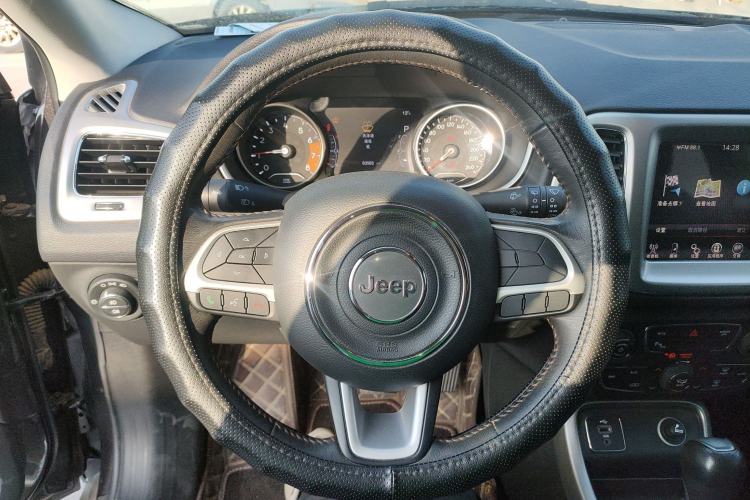 Used Jeep Compass 2017 200T Automatic Family Edition