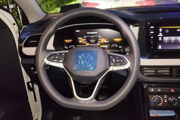 Used Volkswagen Tharu 2026 Model Xinrui 300TSI Ruiyi Edition Steering Wheel
