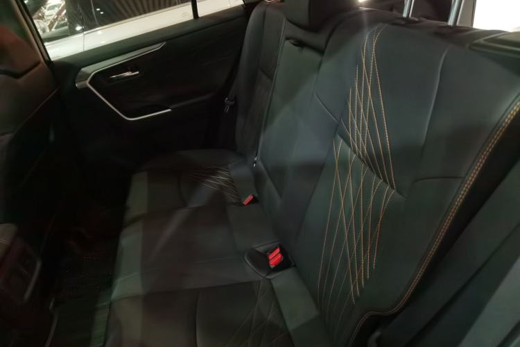 Used Toyota RAV4 2024 2.0L CVT Two-Wheel Drive Fashion Plus Edition
