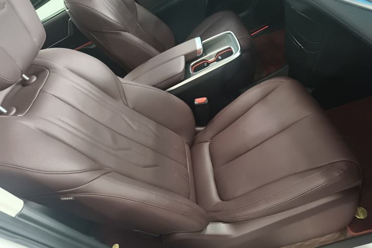 Used Buick Century 2023 2.0T Seven-Seater Yinshi Edition