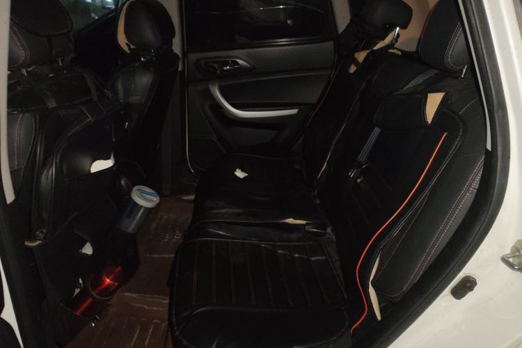 Used CHANGAN CS35 2016 1.6L Automatic Luxury Model China IV Standard