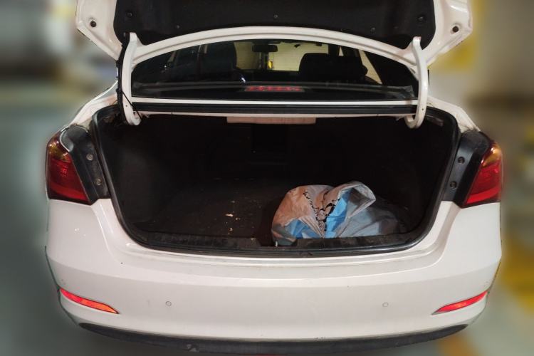 Used Hyundai Mistra 2014 1.8L Automatic Smart GLS
