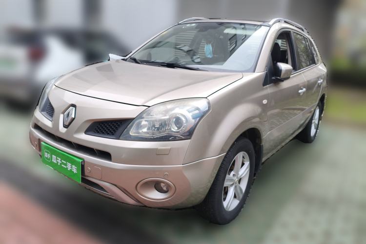 Used Renault Koleos 2010 2.5L Two-Wheel-Drive Luxury Version