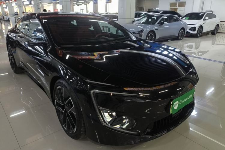 Used Avatr 12 2025 Updated Ultra All-Electric Four-Wheel Drive Front Right 45 Deg