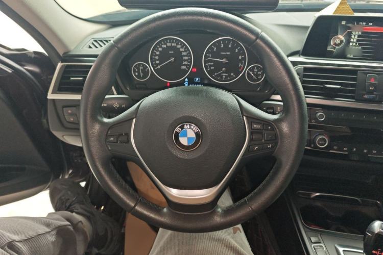 Used BMW 3 Series 2016 320Li Fashion Model
