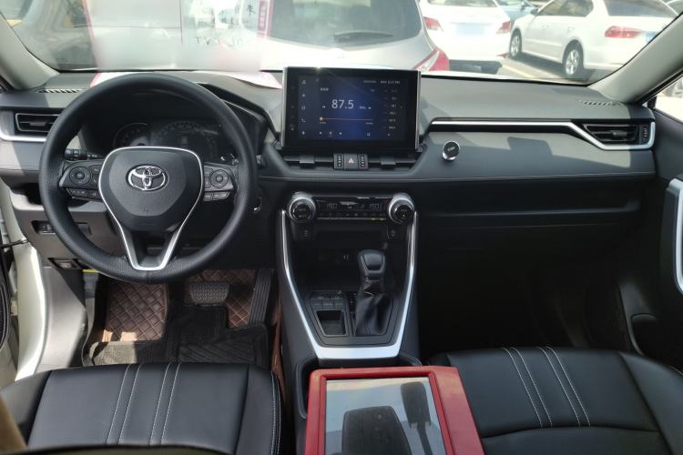 Used Toyota RAV4 2021 2.0L CVT Two-Wheel Drive Fashion Edition
