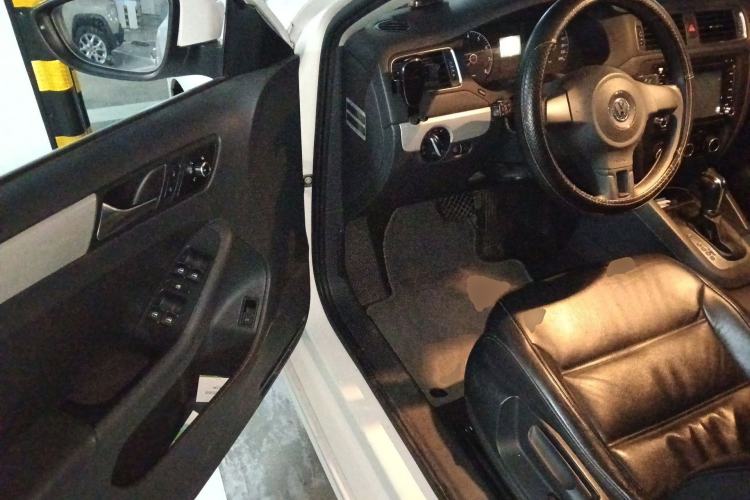 Used Volkswagen Sagitar 2012 1.6L Automatic Comfort Edition