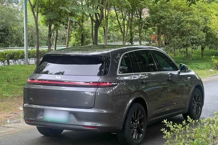 Used Li Auto L7 2023 Pro Model
