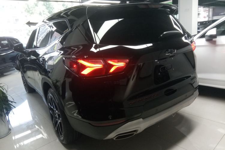 Used Chevrolet Blazer 2022 Mild Hybrid 650T Redline 7-Seater Thunder Edition
