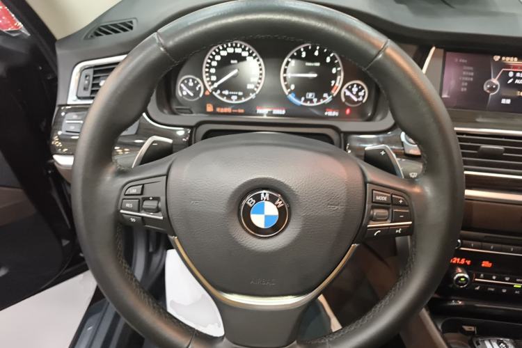 Used BMW 5 Series GT 2015 535i Luxury Edition