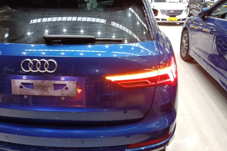 Used Audi Q3 2021 35 TFSI Fashion Dynamic Model