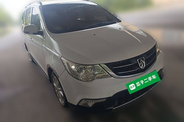Used Baojun 730 2014 1.5L Manual Luxury Navigation ESP Version 7 Seats
