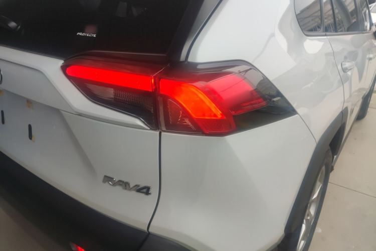 Used Toyota RAV4 2020 2.0L CVT Two-Wheel Drive Fashion PLUS Edition