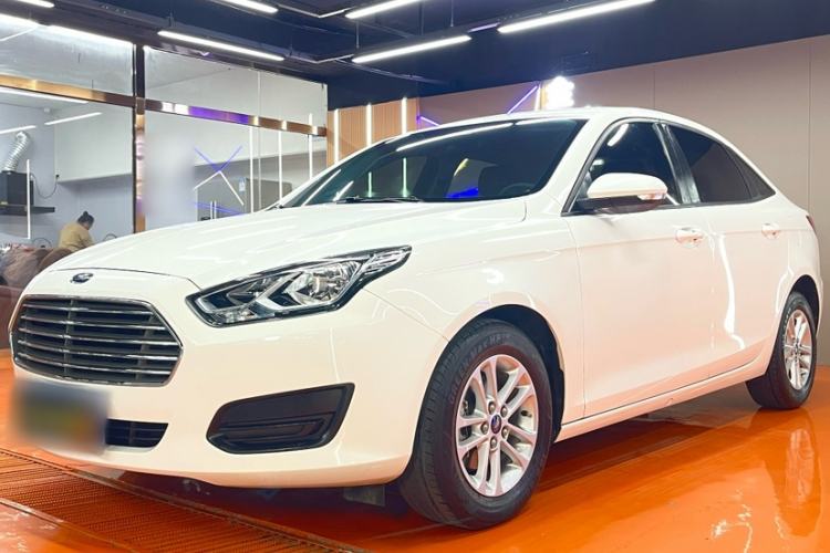 Used Ford Escort 2019 Revised Version 1.5L Manual "Quality Enjoyment" Trim (Tire Pressure Monitoring) China VI Standard