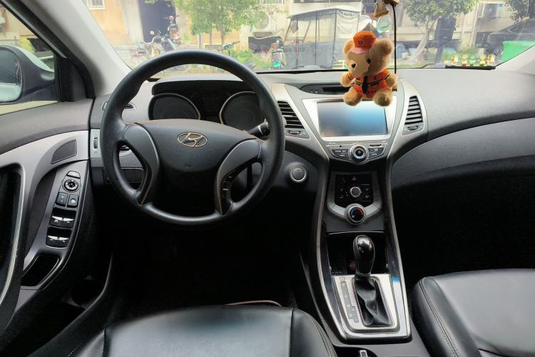 Used Hyundai Elantra (5th Generation / Langdong) 2015 1.6L Automatic Leading Model