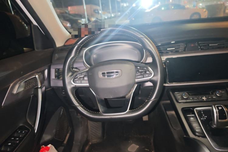 Used Geely Auto Emgrand X7 Sport 2021 Million Edition 1.8TD DCT Two-Wheel Drive Luxury Model
