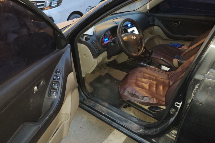 Used Hyundai Celesta 2011 1.6L Manual Comfort Edition
