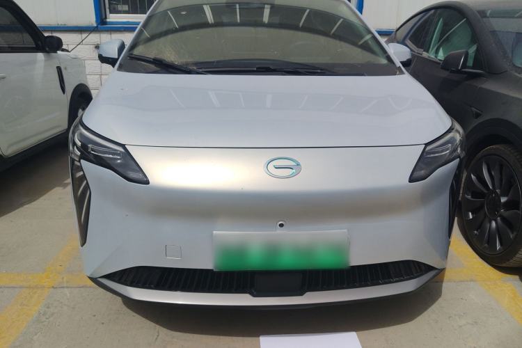 Used AION Y 2023 Younger Star Edition Front