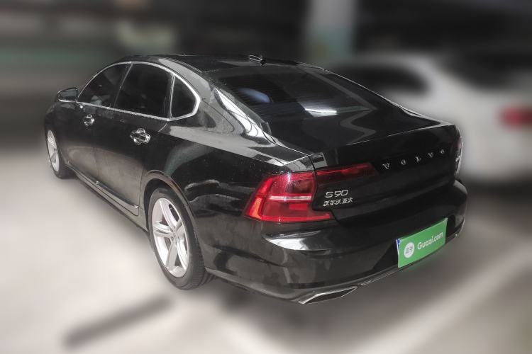 Used Volvo S90 2019 T5 Zhiyuan Edition
