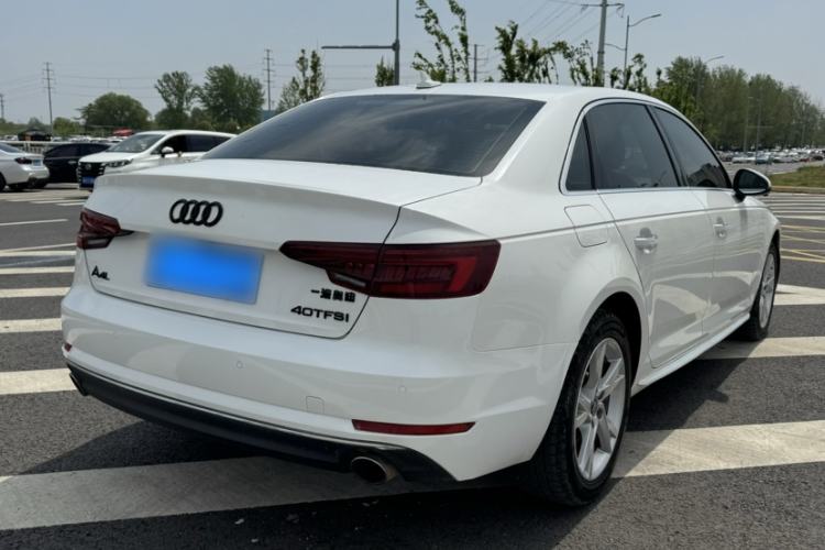 Used Audi A4L 2018 30th Anniversary Edition 40 TFSI Trendy Model Exterior 9