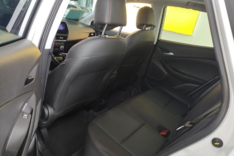 Used Chevrolet Trax 2022 Encore RS 1.5T CVT CoolMAX Left Rear Seat