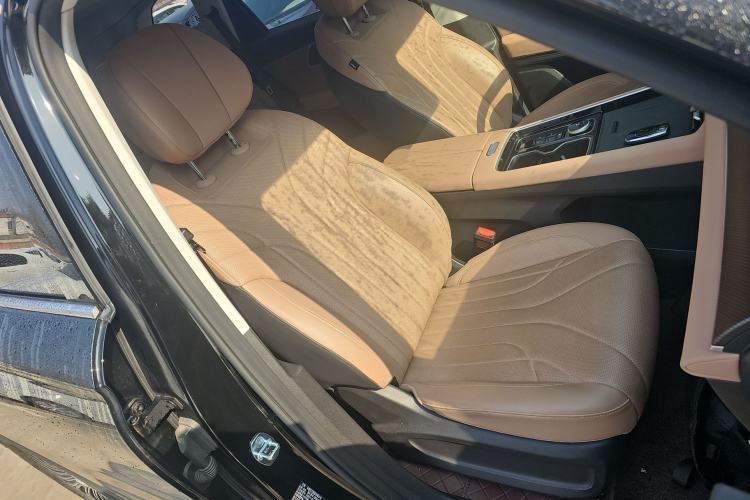 Used Chery Tiggo 8 L 2024 2.0T Two-Wheel Drive Luxury Edition 5 Seats