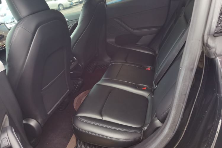 Used Tesla Model Y 2023 Rear-Wheel-Drive Version