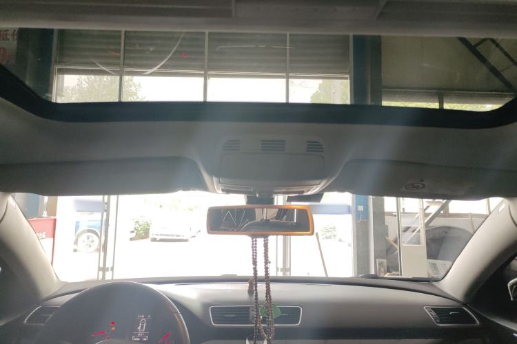 Used Volkswagen Magotan 2016 1.8TSI Luxury Comfort Model