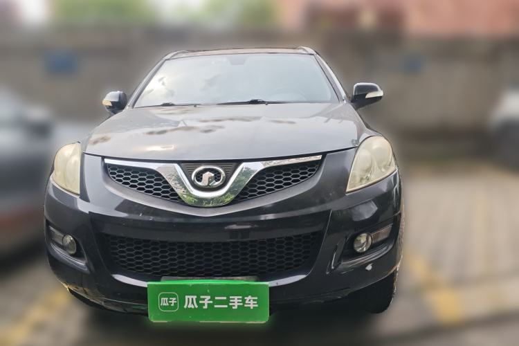 Used Haval H5 Classic 2010 European-style 2.0L Two-Wheel Drive Model with Sunroof