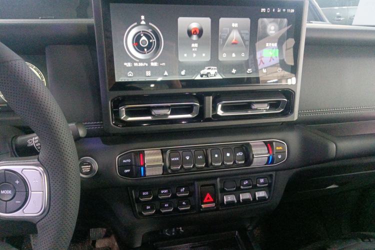 Used 212 T01 2025 2.0T Changfeng
