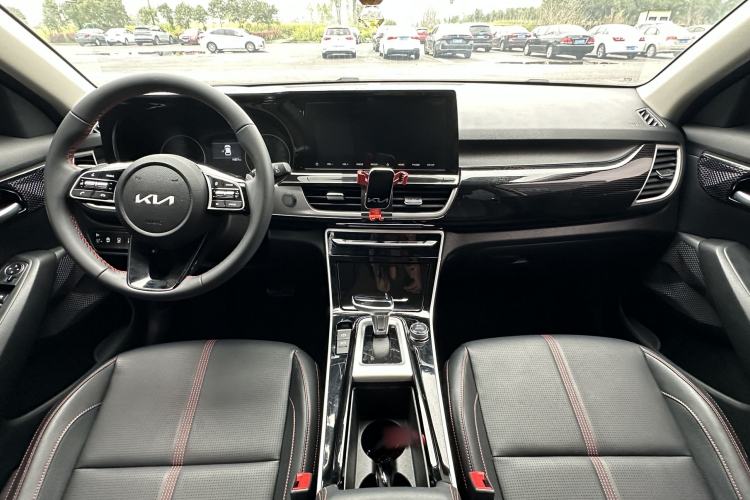 Used Kia KX3 2021 1.5L CVT Trend Edition Interior 2