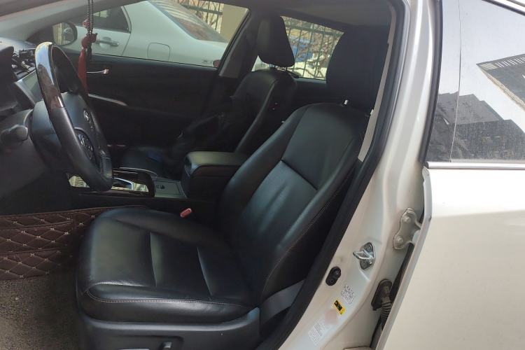 Used Toyota Camry 2016 2.0G 10th Anniversary Leading Edition
