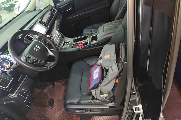 Used Honda Elysion 2019 2.0L Hybrid Luxury Edition Left Front Seat