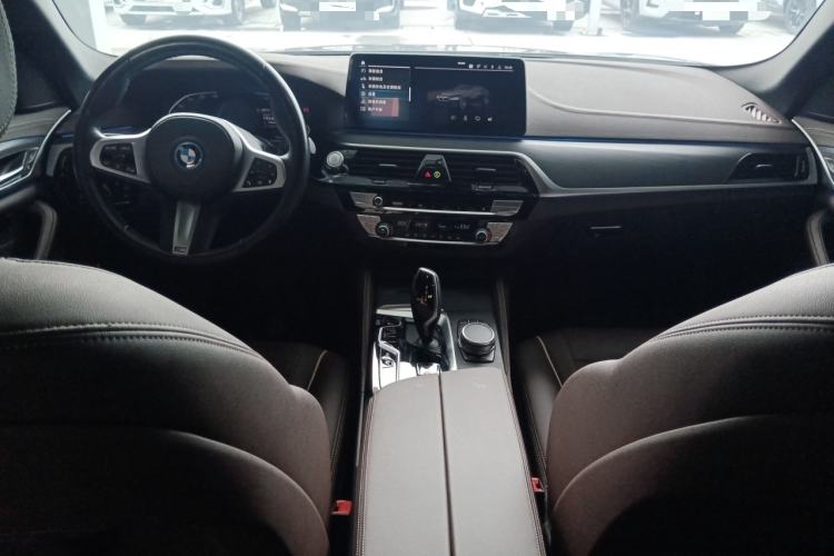 Used BMW 5 Series New Energy 2022 535Le M Sport Package Center Console