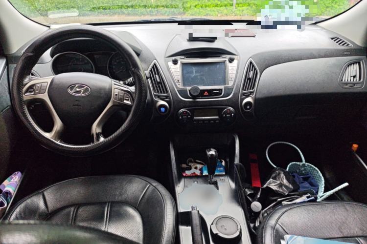Used Hyundai ix35 2013 2.0L Automatic Two-Wheel Drive Smart GLS China IV Standard