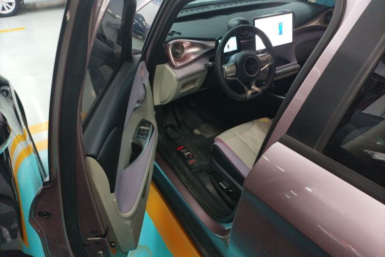 Used BYD Dolphin 2023 420 km Free Version
