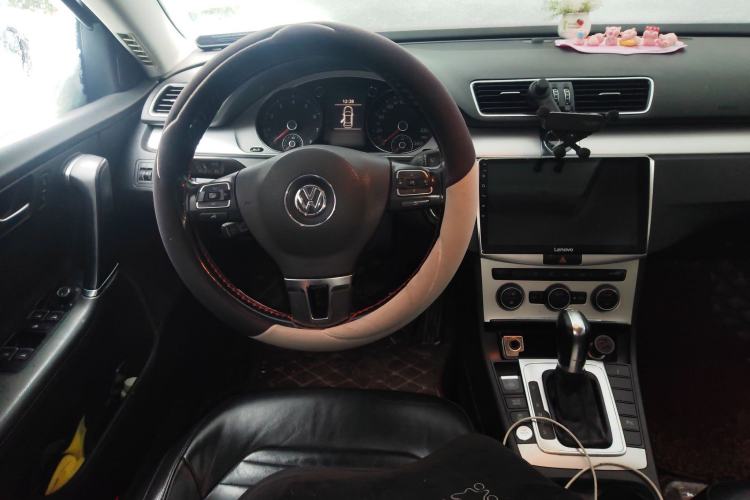 Used Volkswagen Magotan 2015 1.8TSI Advanced Model
