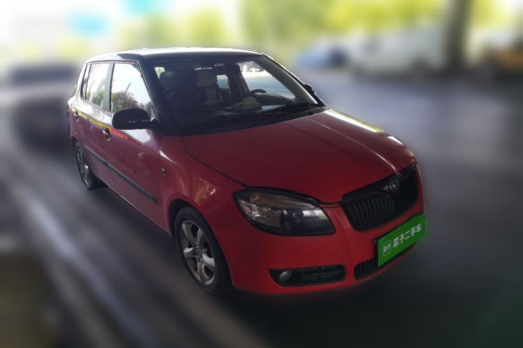 Used Skoda Fabia 2011 1.6L Automatic Crystal Edition
