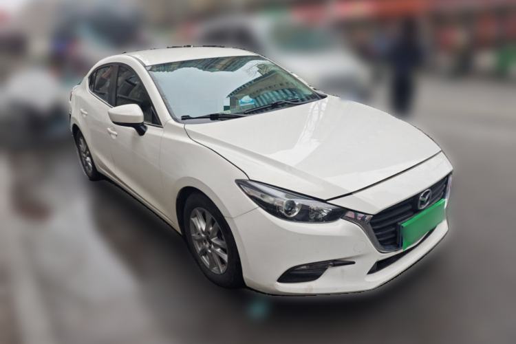 Used Mazda 3 Axela 2017 Sedan 1.5L Automatic Comfort Model China VI Standard Front Right 45 Deg