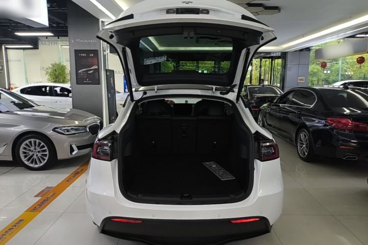 Used Tesla Model Y 2022 Rear-Wheel-Drive Version