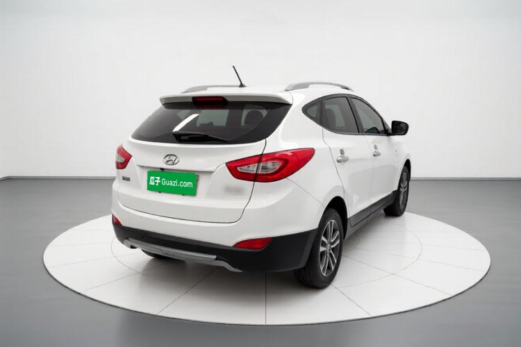 Used Hyundai ix35 2015 2.0L Automatic 2WD Smart Version China V Standard
